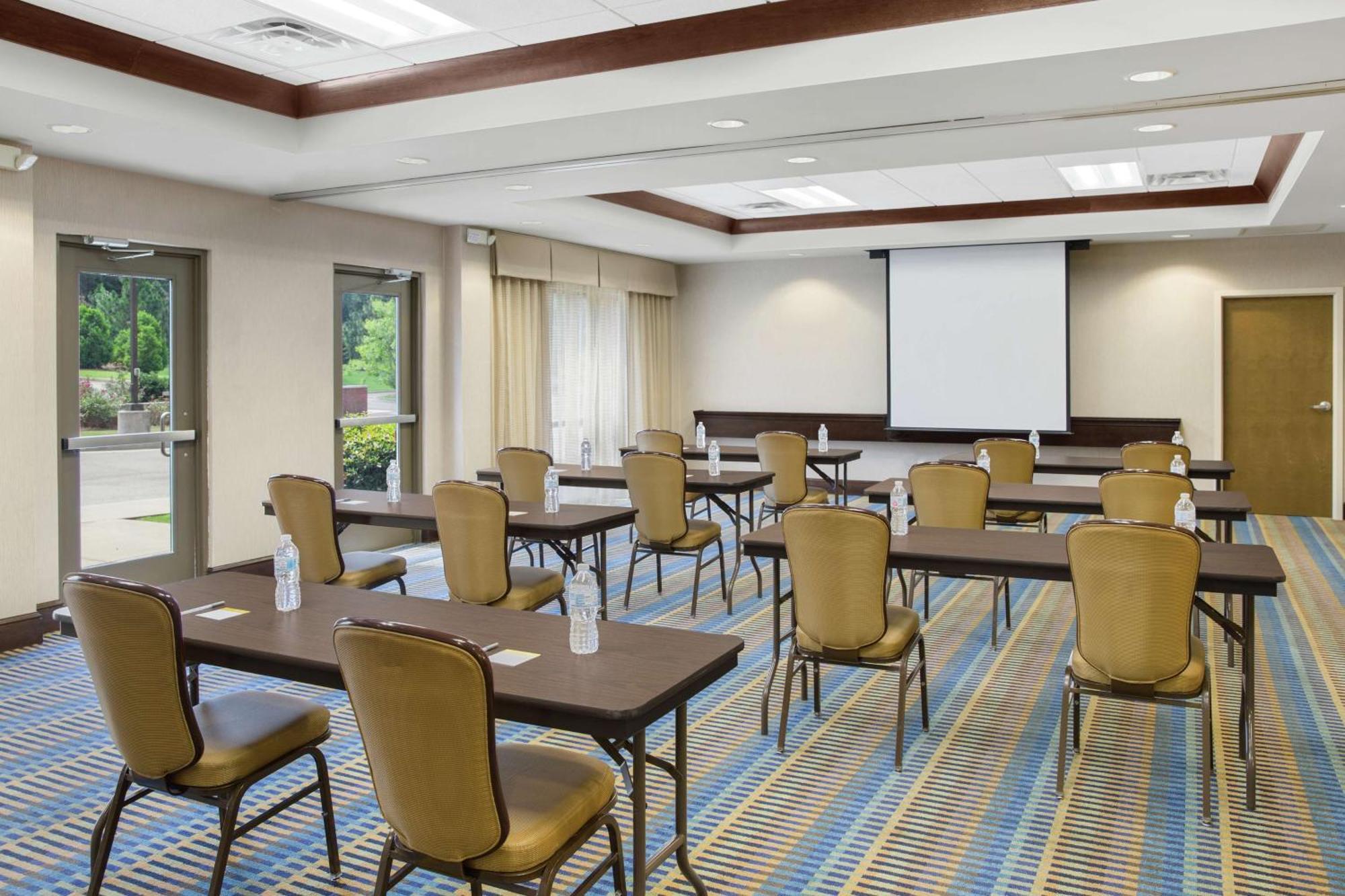 Hampton Inn Columbus/South-Fort Benning Exterior foto